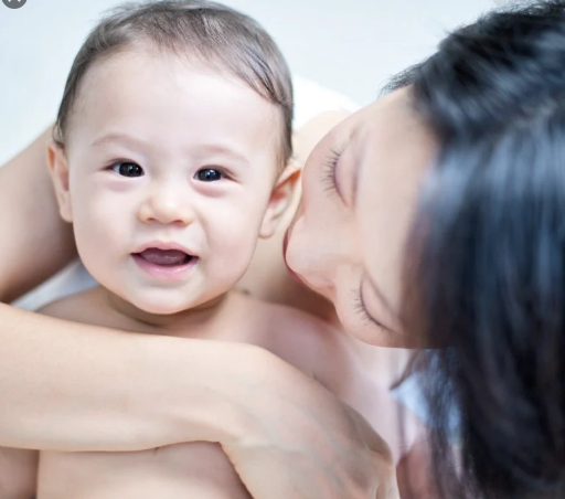 Rich Single Chinese Women Choosing White Sperm Donors For Babies