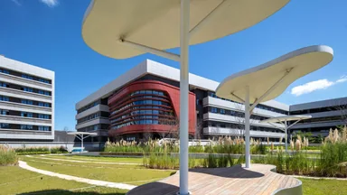 Achieve Xiamen International School courtyard