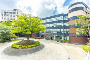 Cortile d’ingresso di Shanghai Singapore International School