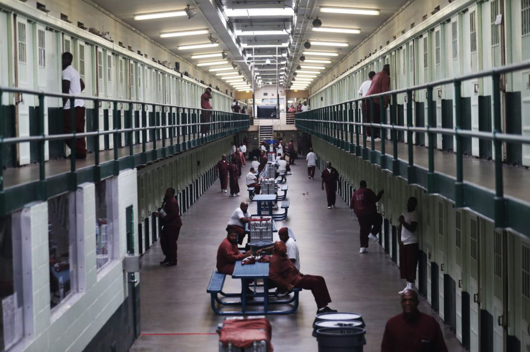 HELLO, I am PRISONER #263