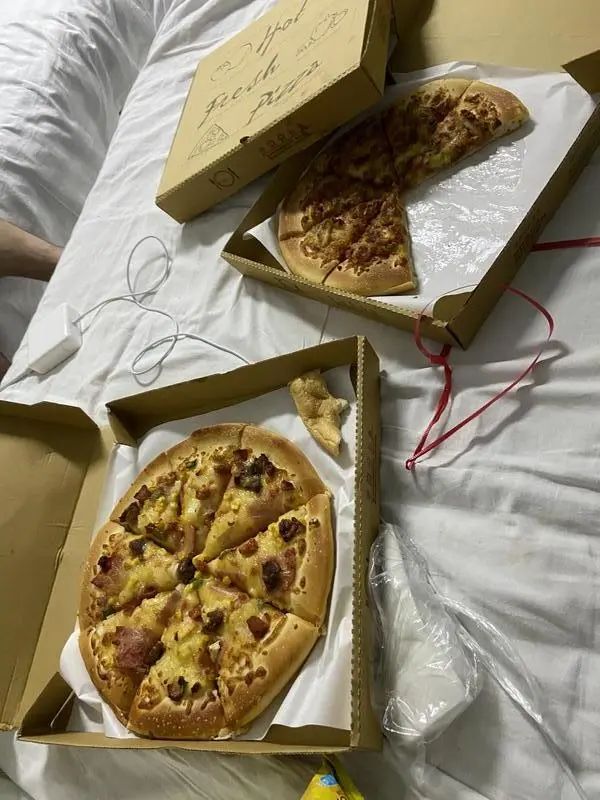 American In Shanghai Quarantine - 21 Days And Counting...