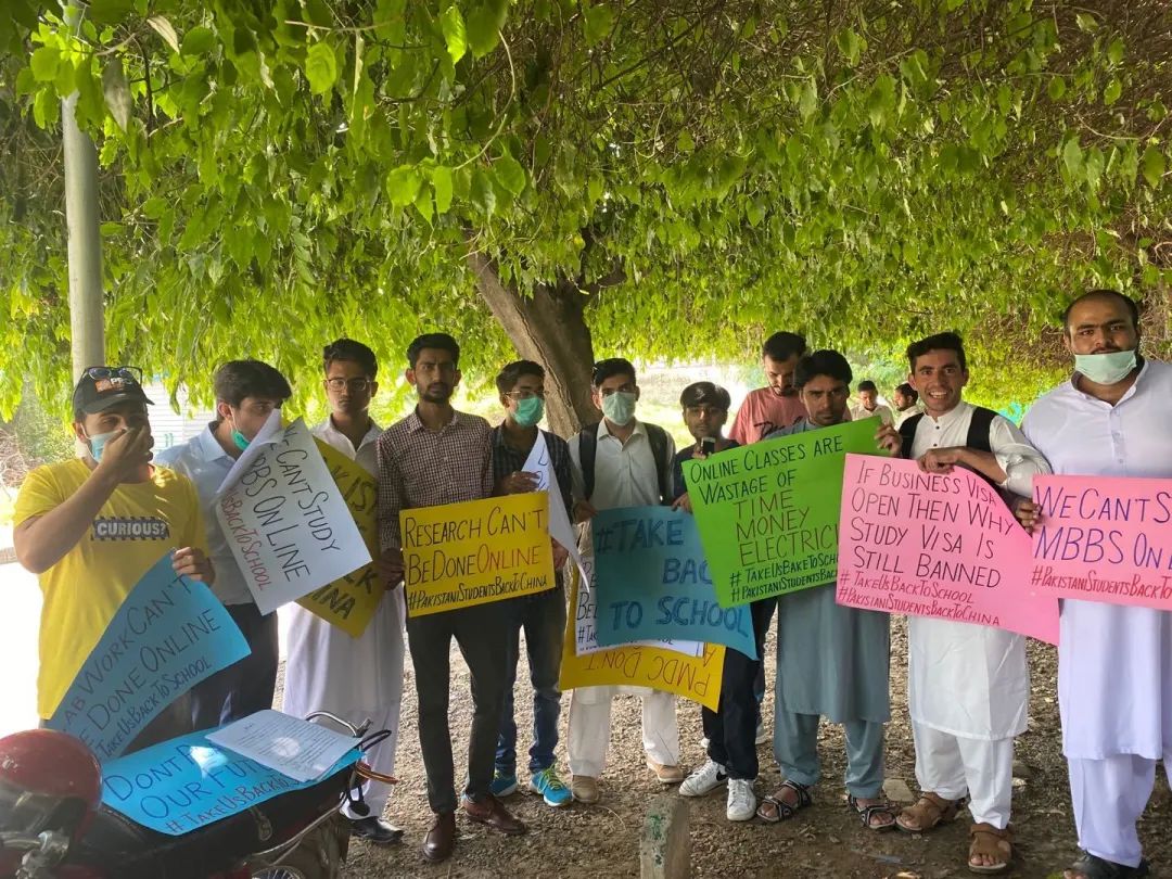 These Poor Students From Pakistan Can’t Return To Study In China